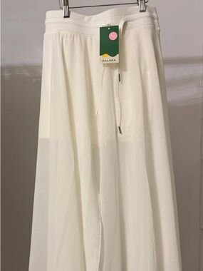 HALARA White Maxi Skirt with Drawstring Waist